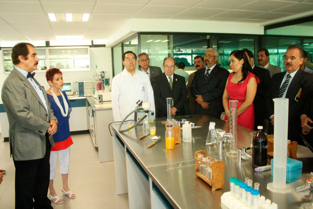 Inauguran 3 modernos laboratorios para docencia e investigación UAG