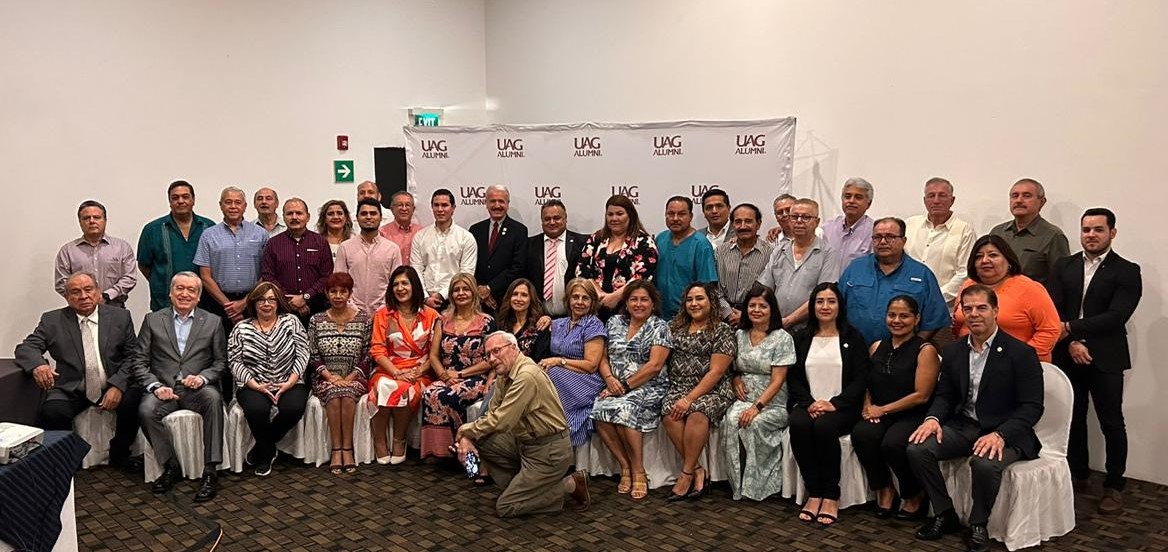 egresados forman capitulo uag alumni en ciudad obregon