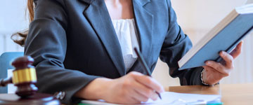 Escuela de Derecho y Humanidades